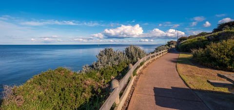 Waterfront Apt 234 Marinaquays - Australian Directory 34