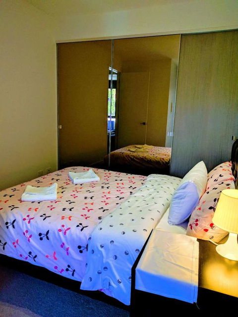Camberwell Burke Road Apartment - Australian Directory 4
