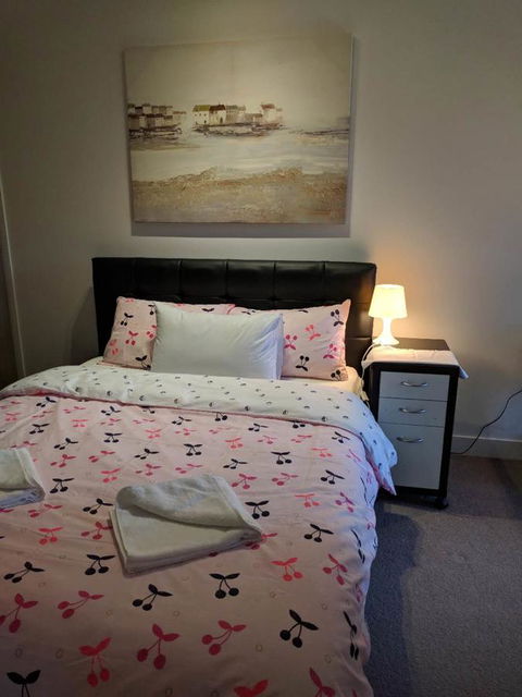 Camberwell Burke Road Apartment - Australian Directory 2