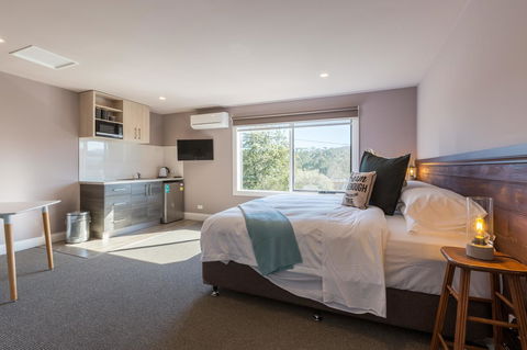 The Old Mechanics - Australian Directory 15