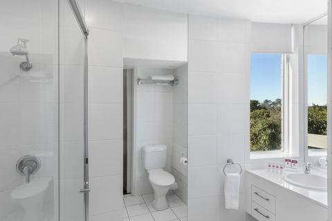 Ramada By Wyndham Marcoola Beach - Australian Directory 14