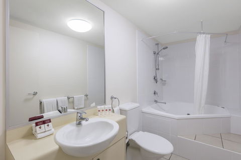 Ramada By Wyndham Marcoola Beach - Australian Directory 8