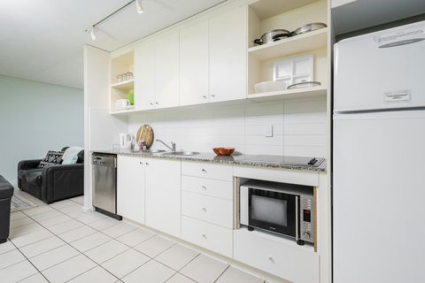 Coloured Sands - Rainbow Beach Resort - 5 Mins To Beach - Australian Directory 4