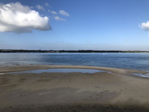 Bribie Island Hotel - Australian Directory 7
