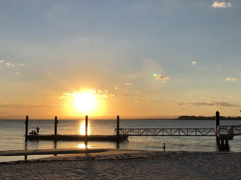 Bribie Island Hotel - Australian Directory 0