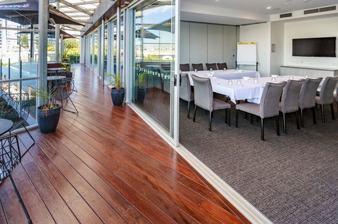 Mercure Sunshine Coast Kawana Waters - Australian Directory 3