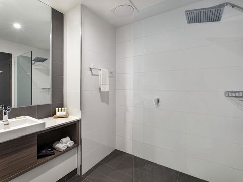 Mercure Sunshine Coast Kawana Waters - Australian Directory 15