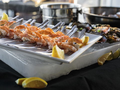 Mercure Sunshine Coast Kawana Waters - Australian Directory 36