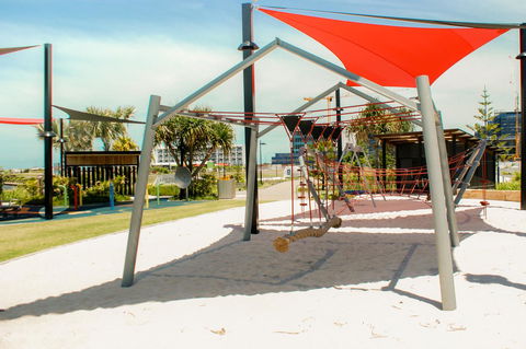 Mercure Sunshine Coast Kawana Waters - Australian Directory 29
