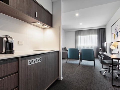 Mercure Sunshine Coast Kawana Waters - Australian Directory 17
