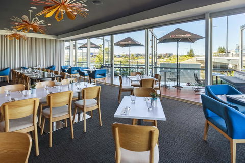 Mercure Sunshine Coast Kawana Waters - Australian Directory 2