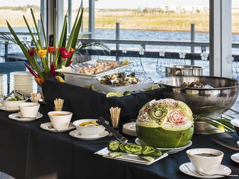 Mercure Sunshine Coast Kawana Waters - Australian Directory 35