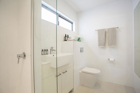 10 Hastings Street Motel - Australian Directory 19