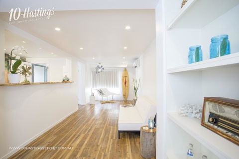 10 Hastings Street Motel - Australian Directory 3