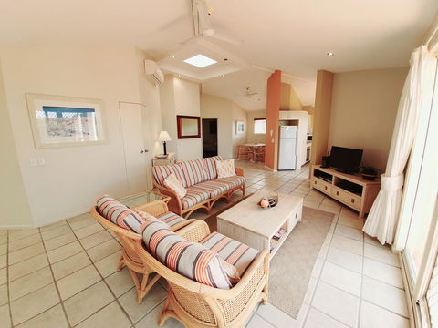 Parkshores Sunshine Beach Noosa Holiday Apartments - Australian Directory 3
