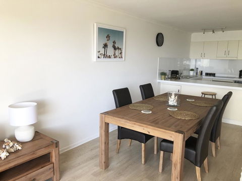 Sunshine Beach Luxe Apartment - Australian Directory 29
