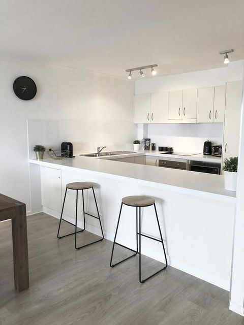 Sunshine Beach Luxe Apartment - Australian Directory 5
