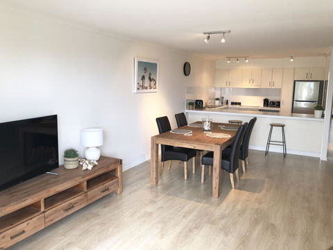 Sunshine Beach Luxe Apartment - Australian Directory 4