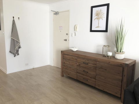 Sunshine Beach Luxe Apartment - Australian Directory 6