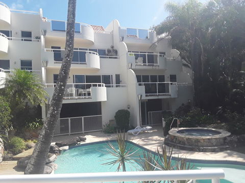 Sunshine Beach Luxe Apartment - Australian Directory 34