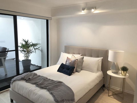 Sunshine Beach Luxe Apartment - Australian Directory 10