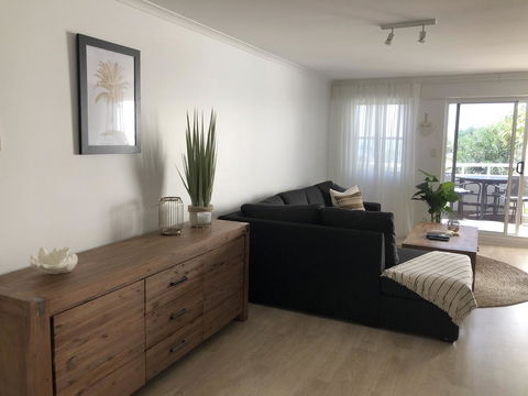 Sunshine Beach Luxe Apartment - Australian Directory 26