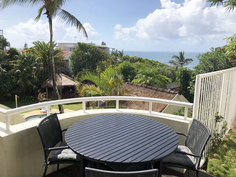 Sunshine Beach Luxe Apartment - Australian Directory 0