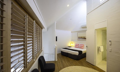 Ocean Breeze Resort - Australian Directory 19