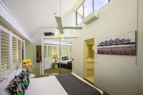 Ocean Breeze Resort - Australian Directory 3