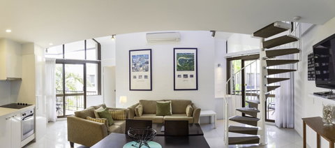 Ocean Breeze Resort - Australian Directory 1