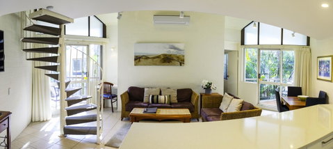 Ocean Breeze Resort - Australian Directory 35
