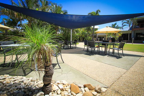 Edge On Beaches Agnes Waters 1770 - Australian Directory 17