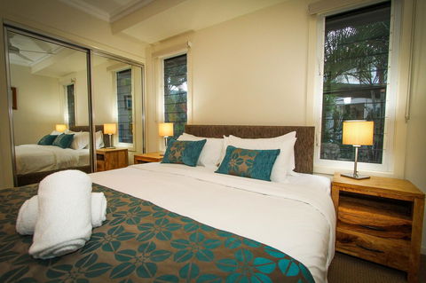 Edge On Beaches Agnes Waters 1770 - Australian Directory 12