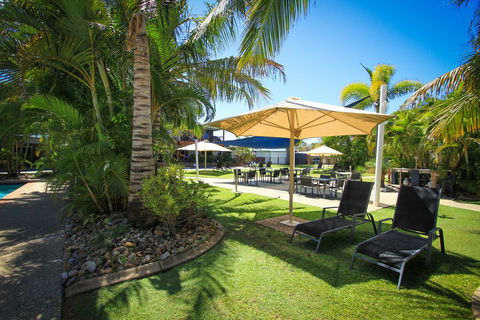 Edge On Beaches Agnes Waters 1770 - Australian Directory 1