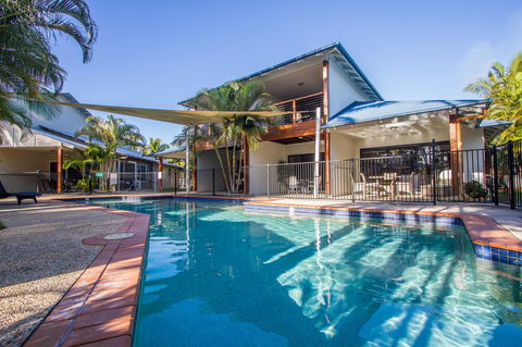 Edge On Beaches Agnes Waters 1770 - Australian Directory 4