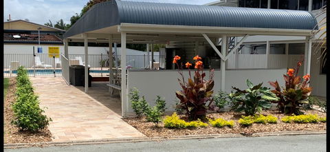 Alex Beach Cabins And Tourist Park - Australian Directory 4
