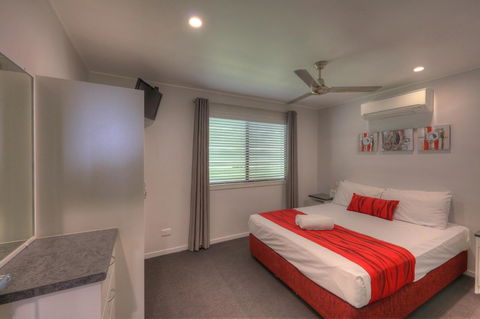 Alex Beach Cabins And Tourist Park - Australian Directory 8