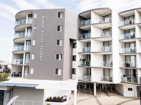 Ocean Views Resort Caloundra - Australian Directory 4