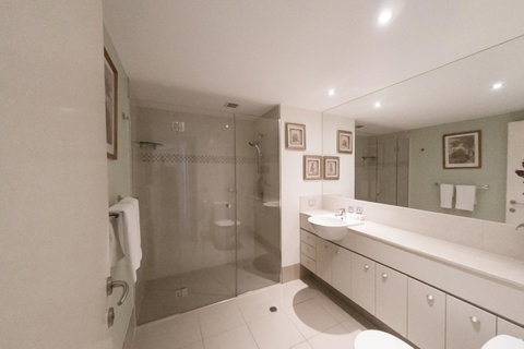 Ocean Views Resort Caloundra - Australian Directory 20