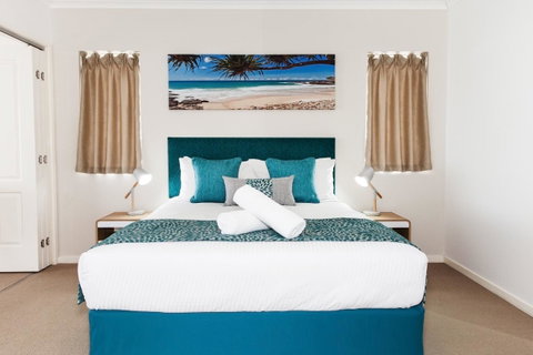 Ocean Views Resort Caloundra - Australian Directory 35