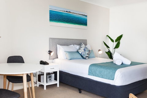 Ocean Views Resort Caloundra - Australian Directory 19