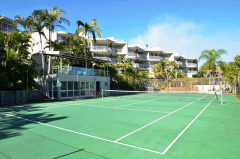 Noosa Hill Resort - Australian Directory 32