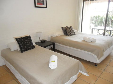 Myuna Holiday Apartments - Australian Directory 41