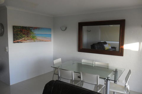 Myuna Holiday Apartments - Australian Directory 9