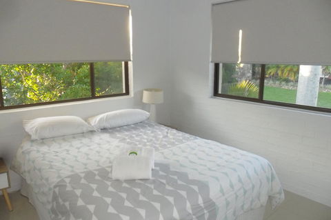 Myuna Holiday Apartments - Australian Directory 11