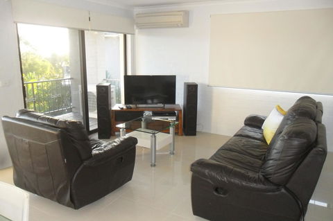 Myuna Holiday Apartments - Australian Directory 4