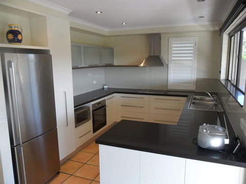 Myuna Holiday Apartments - Australian Directory 35