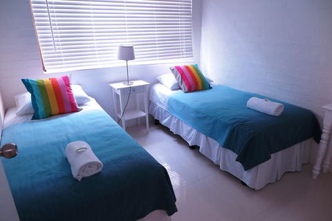 Myuna Holiday Apartments - Australian Directory 16