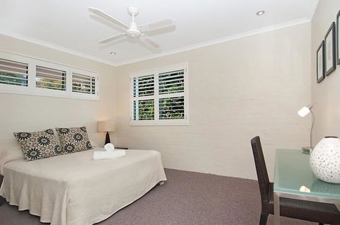 Myuna Holiday Apartments - Australian Directory 25