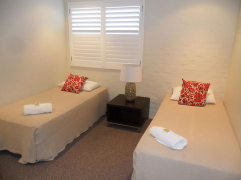 Myuna Holiday Apartments - Australian Directory 43